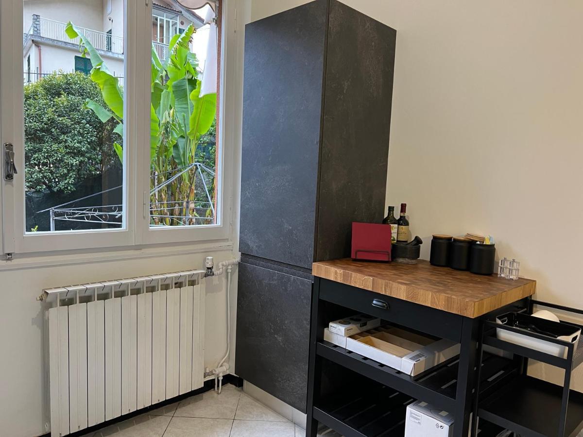 Villa Silvia, Indipendente Con Giardino Privato E Garage Варацце Экстерьер фото
