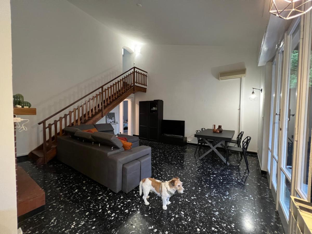 Villa Silvia, Indipendente Con Giardino Privato E Garage Варацце Экстерьер фото